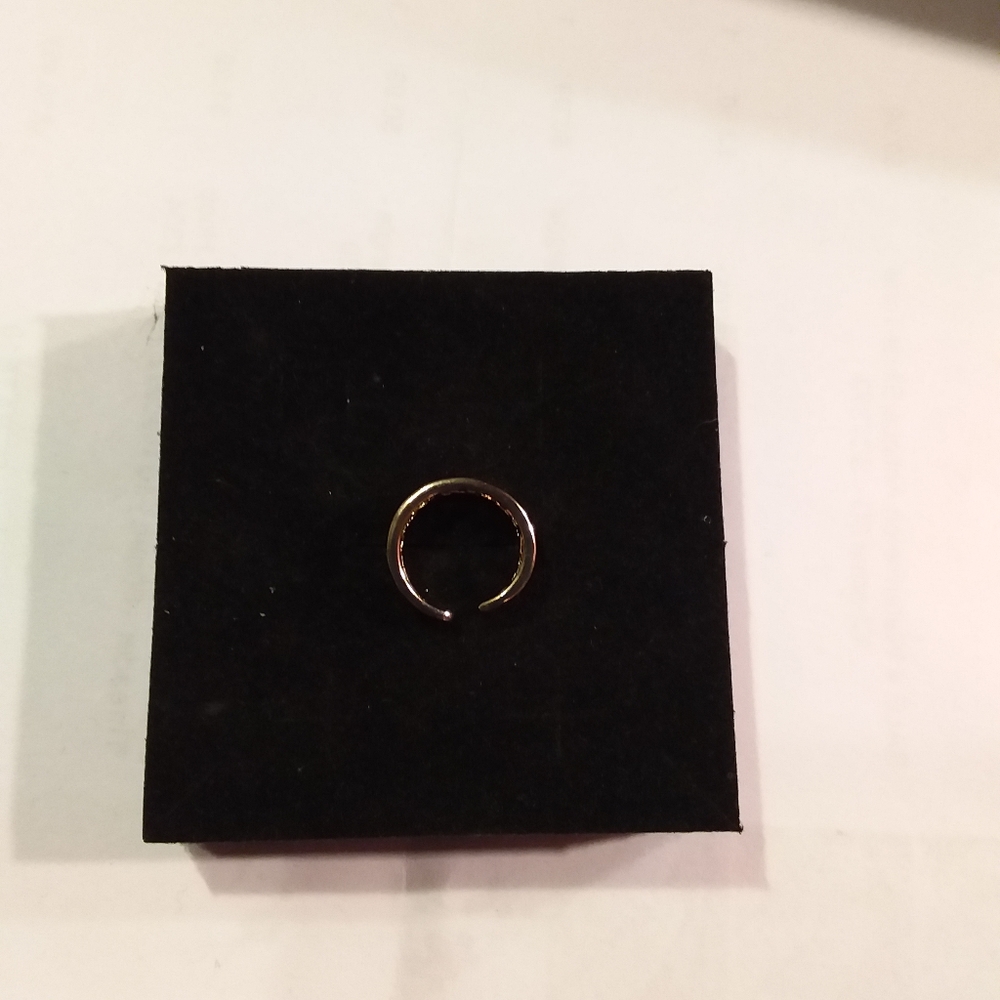 Gold Filigree Toe Ring - Picture 4 of 4